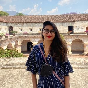 Meet your Posher, Farzana